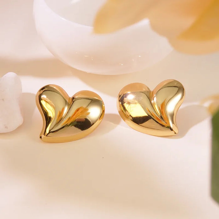 Lustre Love Gold Studs