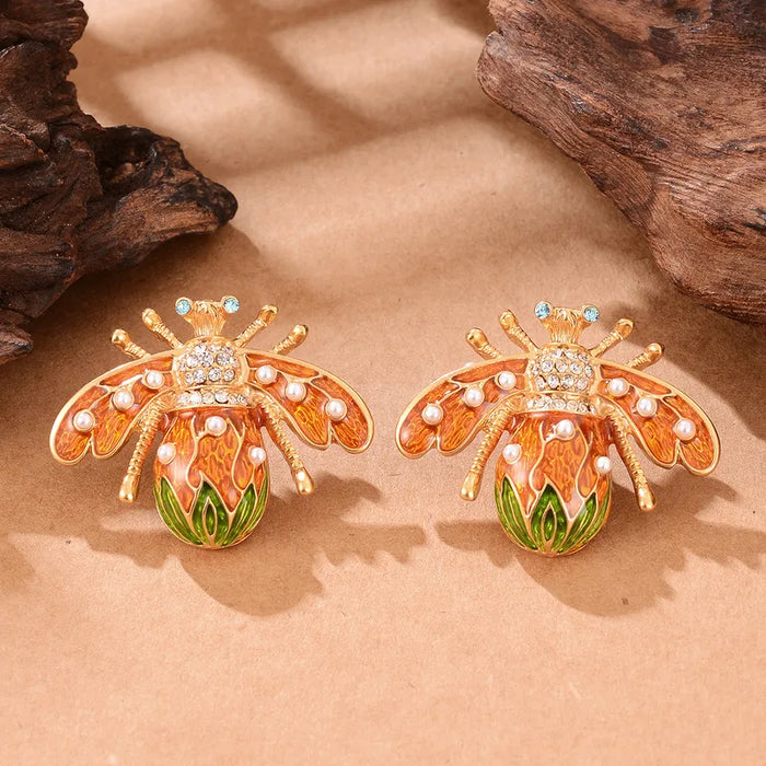 Queen Nectar Studs
