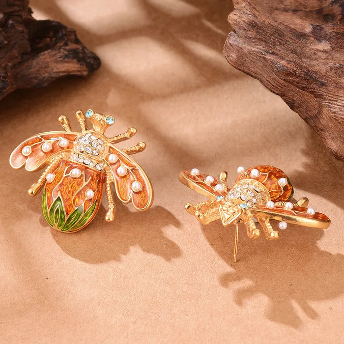 Queen Nectar Studs