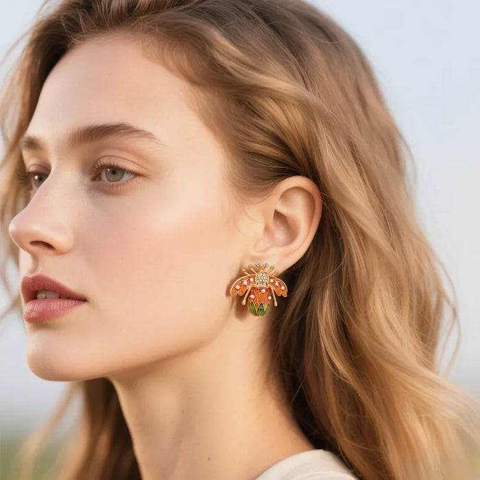 Queen Nectar Studs