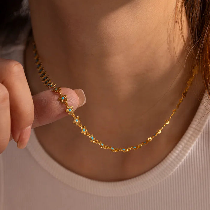Luna Daisy Petal Chain