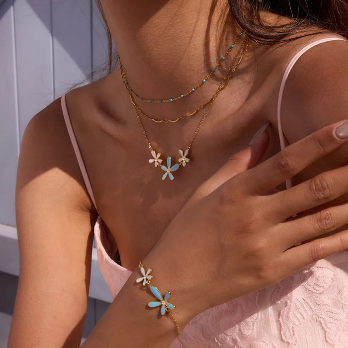 Modern Flower Necklace