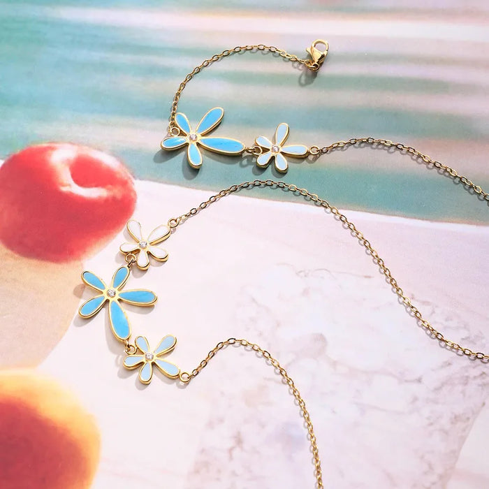 Modern Flower Necklace