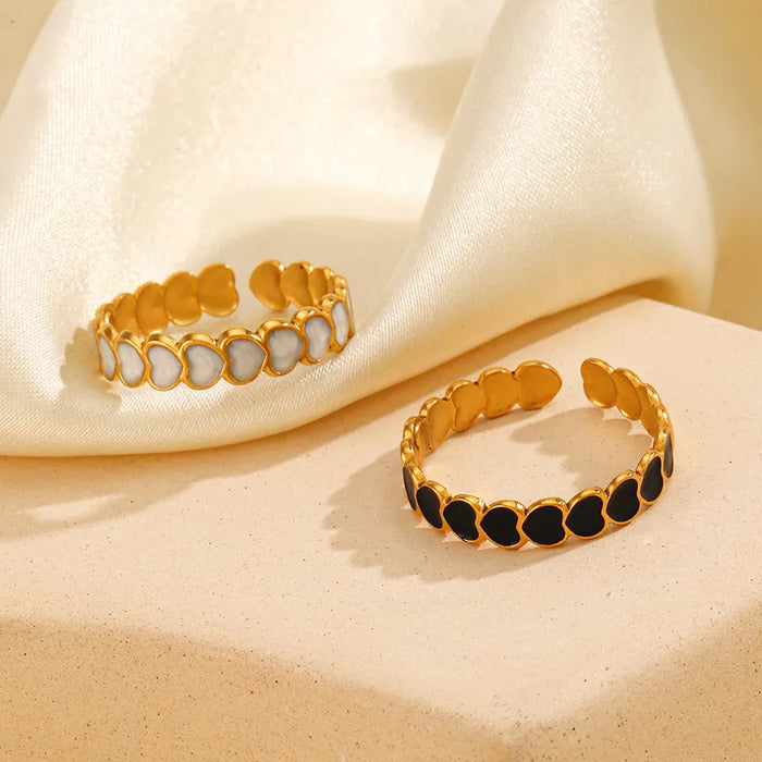 Luna Hearts Single Ring - Black